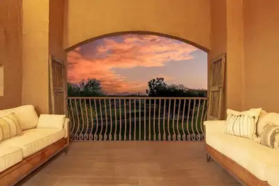 Image de \"Luxury Townhome Steps from Tpc Course - Your Scottsdale Golf Getaway Awaits! \"