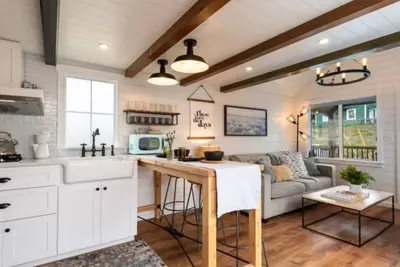 Image de Tranquil Redwood Retreat