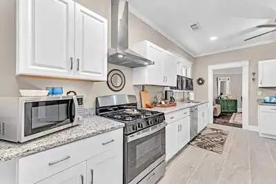 Image de Beautifully decorated and well appointed 2 bedroom 1 bathroom home centrally located in Augusta.
