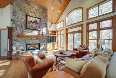 Image de Sapphire Vacation Rental < 1 Mi to Whisper Lake!