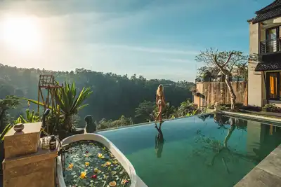 Image de Villa with sunrise view over volcano