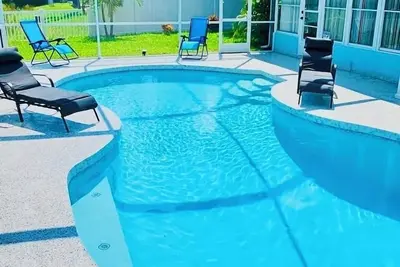 Image de New Luxury Getaway Near Img! Pool, Game Room, Beaches – Limited-Time Offers!