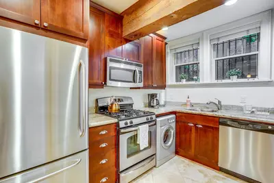 Image de World Cup Getaway! Walkable Dtwn Seattle Condo