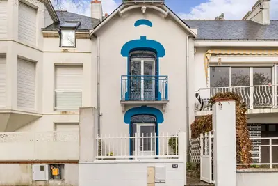 Image de Villa face à la mer avec terrasse privative, confort moderne, Wi-Fi gratuit à Saint-Nazaire