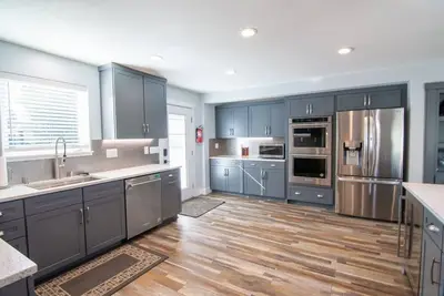 Image de 10 Mins from Downtown Camas