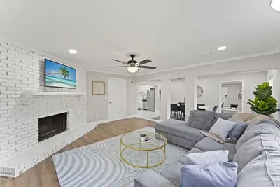 Image de This apartment is a 3 bedroom(s), 2 bathrooms, located in Jacksonville, Fl.