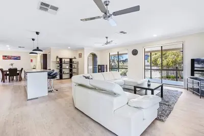 Image de Dromana Entertainer - Family House with Bay Views*