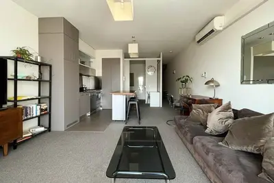 Explore Melbourne from this Chic 1br in Windsor