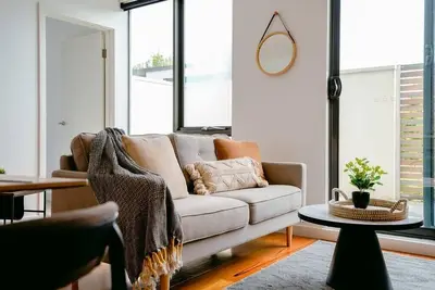 Image de Hawksburn Village - 2 Bed Apt in Central Prahran