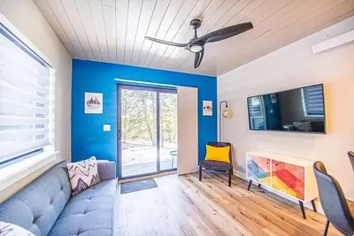 Image de 1br Loft - Backyard Forest - Near Turqiouse Lake