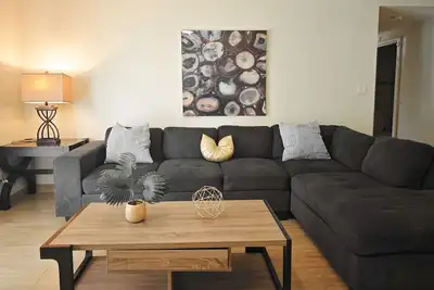 Image de Luxury 2bd\/2. 5ba Condo - Unit 107 Tumon Isa
