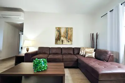 Image de Luxury 2bd\/2. 5ba Condo - Unit 208 Tumon Isa