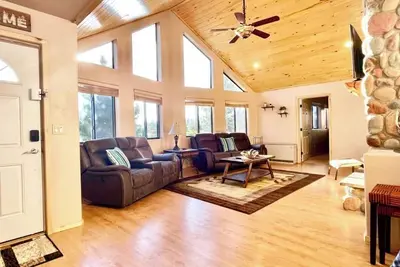 Image de Zane Grey Getaway | Cozy Cabin in Overgaard, Az