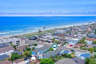 Image de Walk To Beach | Ev Charger | Outdoor Dining | 2br