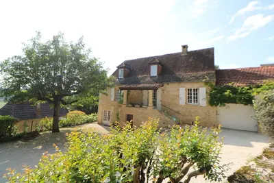 Image de Charming Romantic Home With Large Garden & Pool