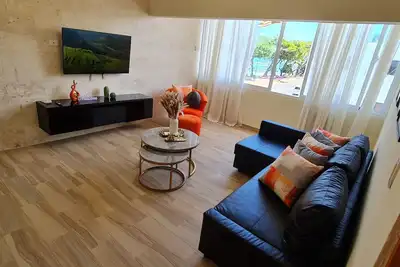 Image de Central Apartment Facing the sea