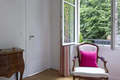 Image de Idéal pour famille: calme près des Champs Elysées