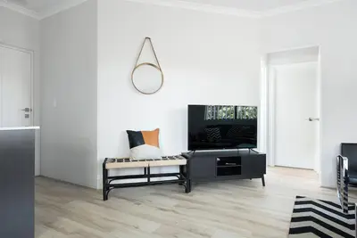 Image de Stylish 2br, spacious, near Canning River, easy access to Fremantle & Cbd