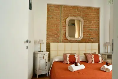 Image de Un accogliente casa con parcheggio privato gratuito, comodo per visitare Bologna