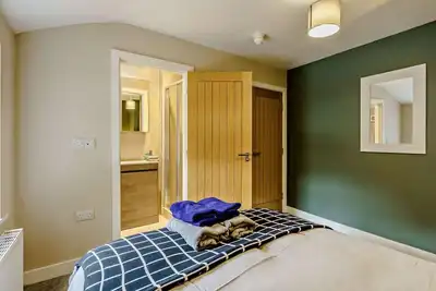 Image de Appartement-Appartement-Salle de bain et douche-Vue sur le canal-Pule Hill