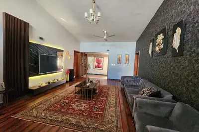 Centrally located 2 bed luxury Villa in very secure area of Dha phase 2