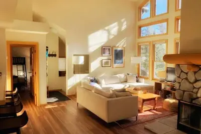 Image de Chateau Milo - 3br, 3ba Mountain Home with Views
