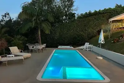 Image de Espetacular e Charmosa Casa, Condomínio Fech, Ar, Spa+hidro, Piscina, Tv, Wifi,