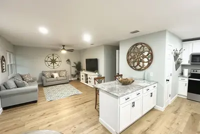 Image de Milton's Remodeled Cozy Retreat- 30min to Beaches and 4 min to Blackwater River
