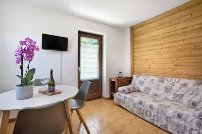 Image de Maison de vacances 'Le Cré Appartamento 4' avec vue sur la montagne, jardin partagé et Wi-Fi