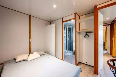 Image de Chalet Motel 3 Zimmer 4/6 Personen, klimatisiert, 2 Badezimmer