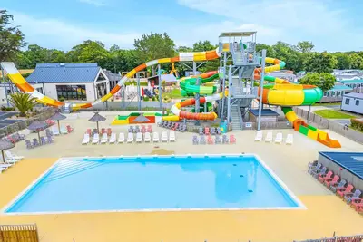 Image de Mobil-Home Presta+ Kids 4 Pièces 6 Personnes Climatisé + Tv
