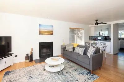 Image de Cedarwood Retreat| Furnished 30 day stay|Slo life