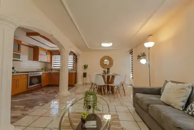 Image de Casa Elefante, ubicada en una zona tranquila y segura, ideal para familias