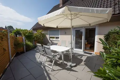 Image de \"Appartement de vacances Dr Saretz\" avec vue partielle sur le lac, terrasse privée et Wlan