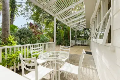 Image de Village Central Modern Beach Cottage