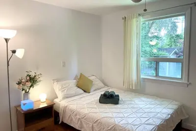 Image de Cozy, Family-friendly Home in Charming Neighborhood