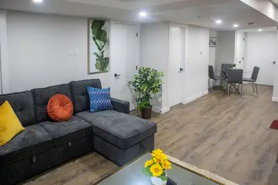 Image de Exotically Furnished Luxurious One Bedroom Suite, 10 Mins from Airport