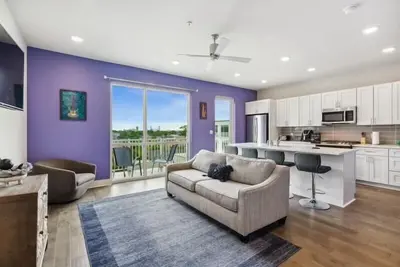 Image de *Brand New Listing* Luxury Penthouse Near the French Qtr. w/parking