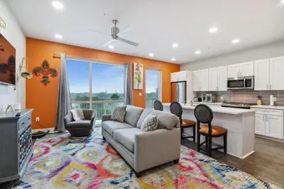 Image de *Brand New Listing* Luxury Penthouse w balcony/parking near French Qtr