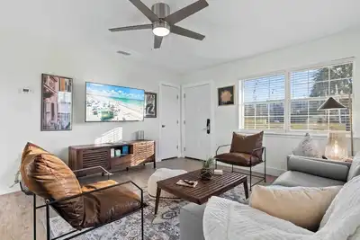 Image de The Hideout Okaloosa Island 2br Beach Cottage