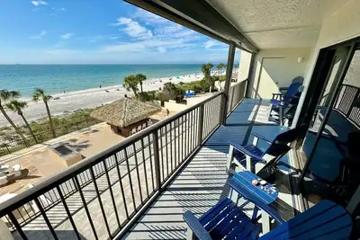 Image de Coastal Blue Beauty right on the Beach