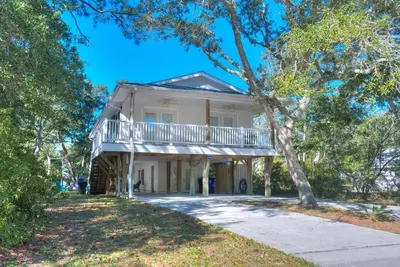 Image de Beautiful 4 Bedroom 2. 5 Bath House, Dog Friendly (2 Dogs Max), Sleeps 7