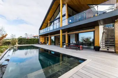Image de Seaview. Keyweek. Villa piscine vue mer Anglet