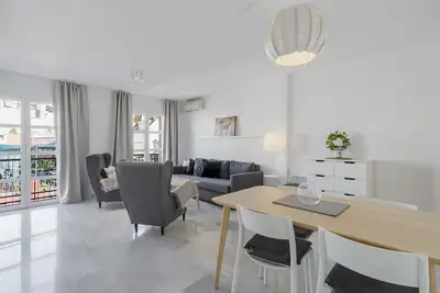 Image de Best location apartment in Fuengirola Downtown by Costarentals - Ref 28