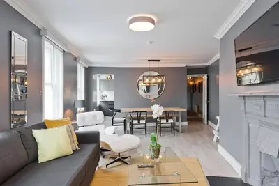 Image de Stunning central 2 bed by St. Stephens Green and Grafton Street