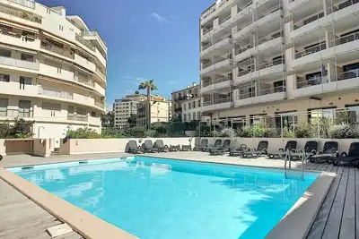 Image de A deux pas des plages du Midi - 308l/Mour