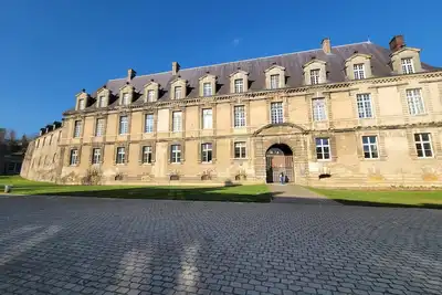 Image de château des Princes au pied du château fort, monument préféré des Français 2023