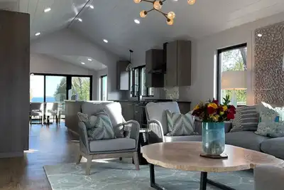 Image de Modern Lake house on Lake winnebago