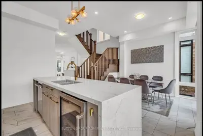Image de Luxury newly built home in Richmond hill