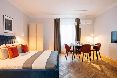Stylish Penthouse Apartment with Main Square view